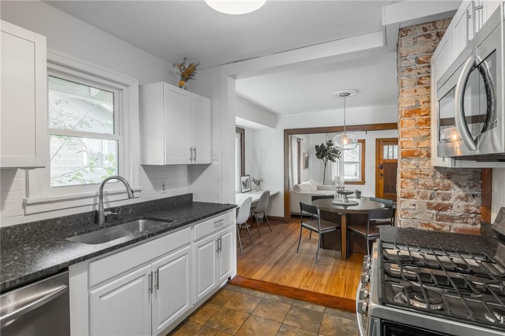 7235 Main Street — photo 10