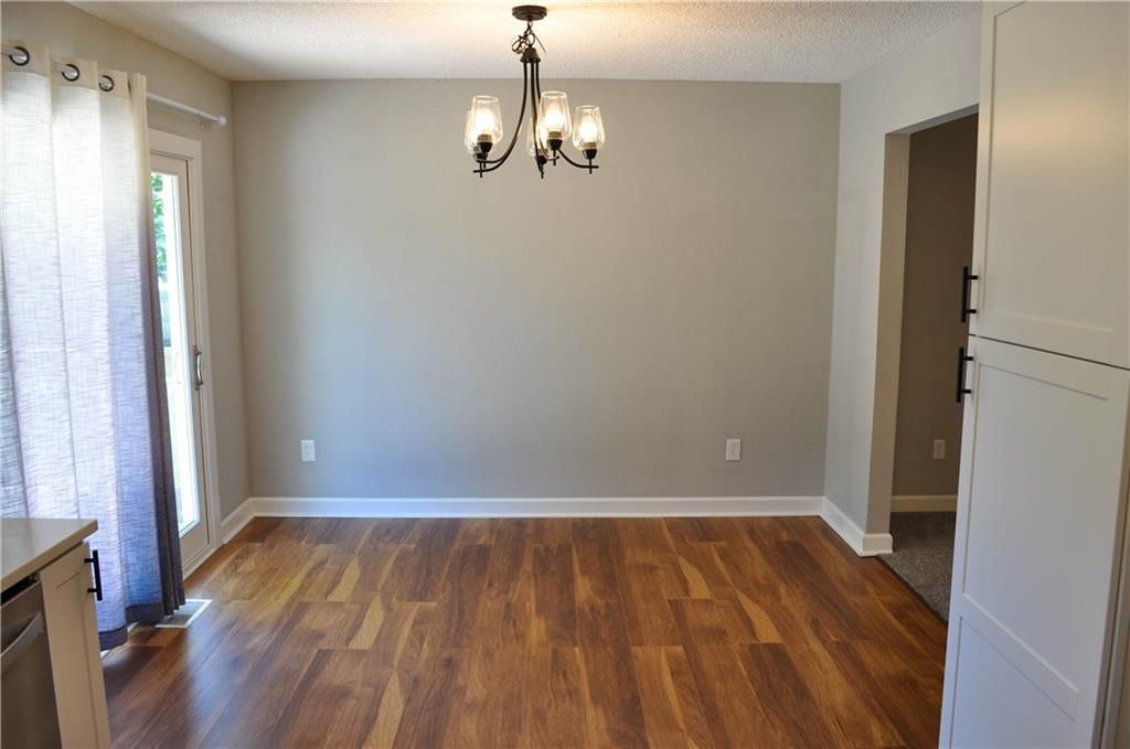 11003 N Holmes Street — photo 6