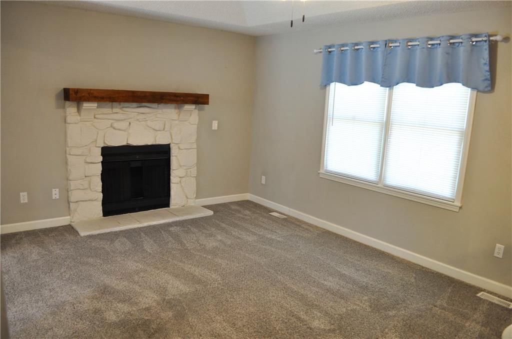 11003 N Holmes Street — photo 11