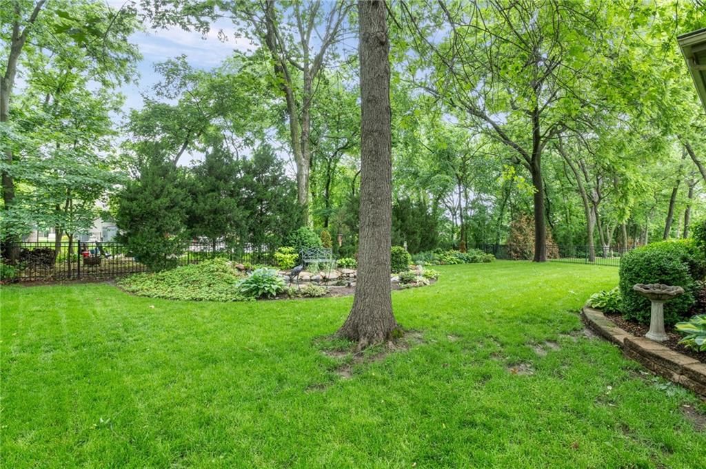 6816 Longview Street — photo 9