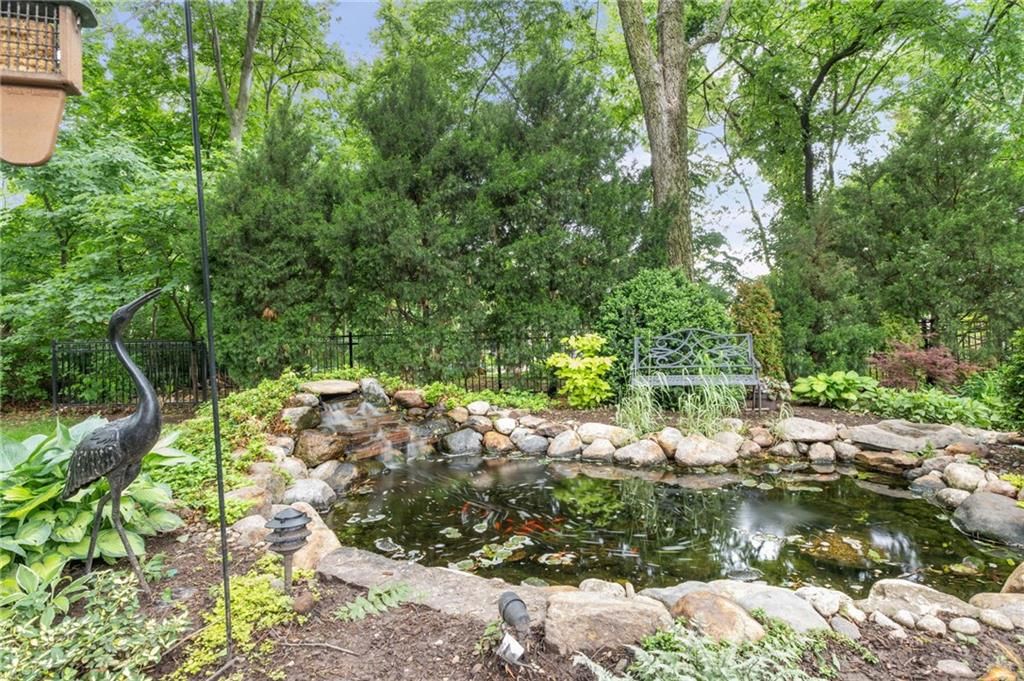 6816 Longview Street — photo 12