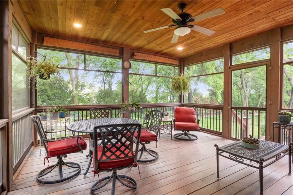 6816 Longview Street — photo 14