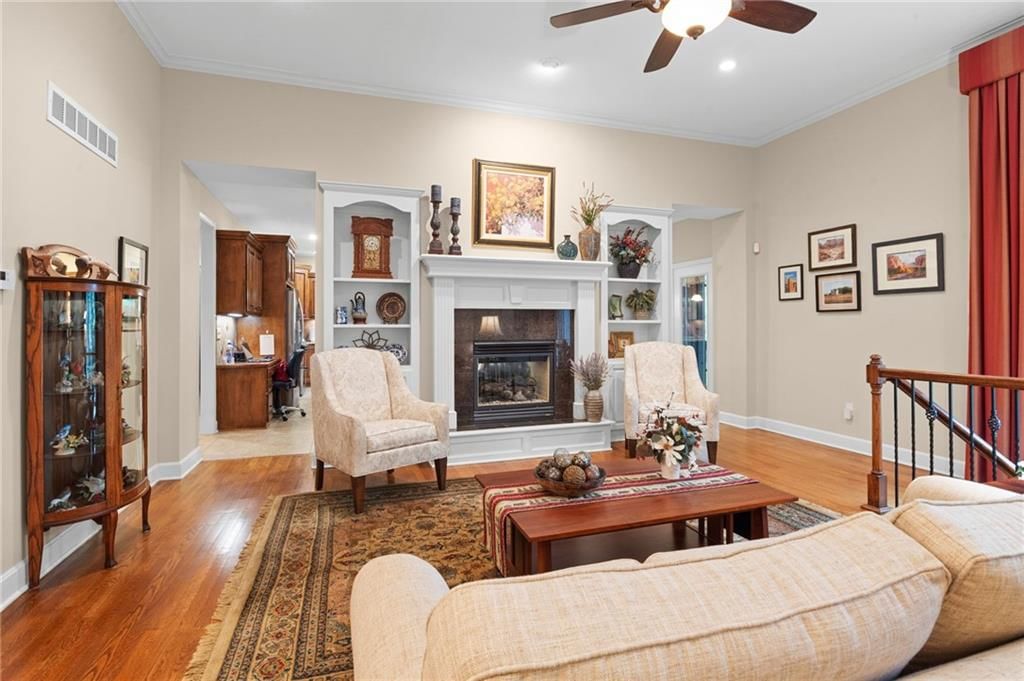 6816 Longview Street — photo 21