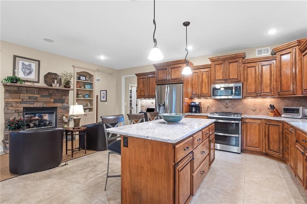 6816 Longview Street — photo 26