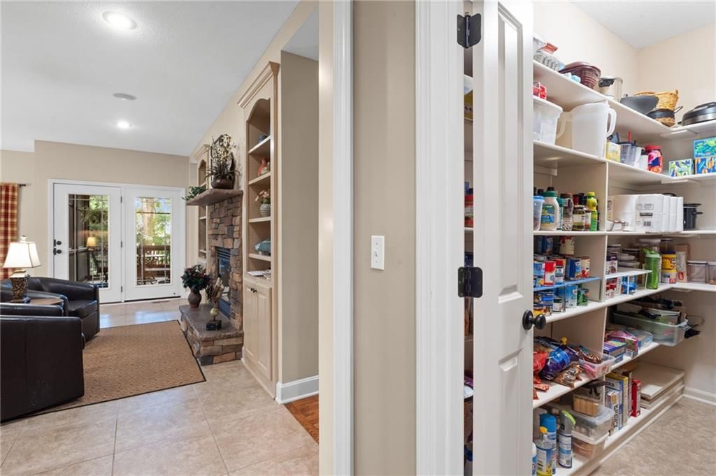 6816 Longview Street — photo 31
