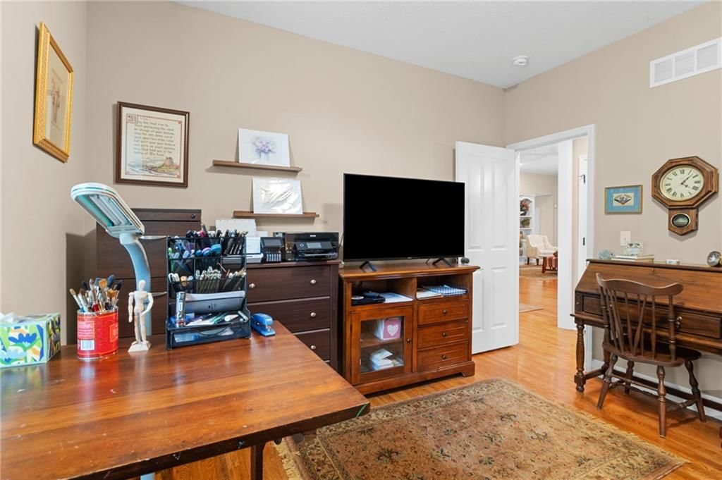 6816 Longview Street — photo 44