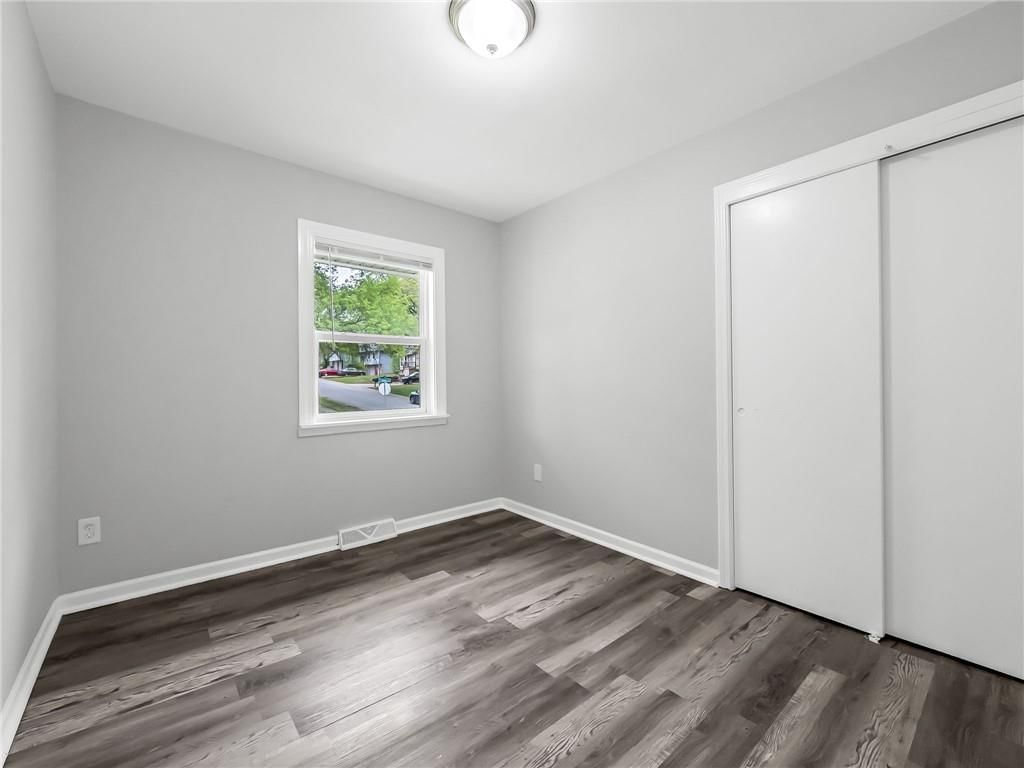 401 S Shrank Avenue — photo 14