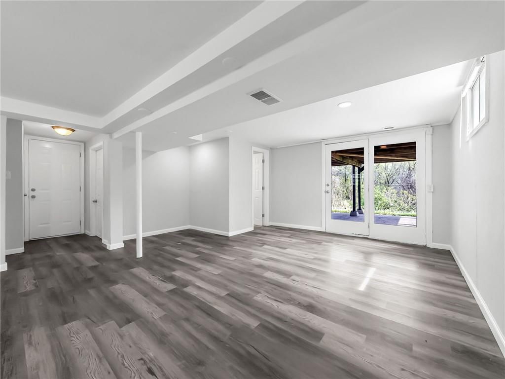 401 S Shrank Avenue — photo 16