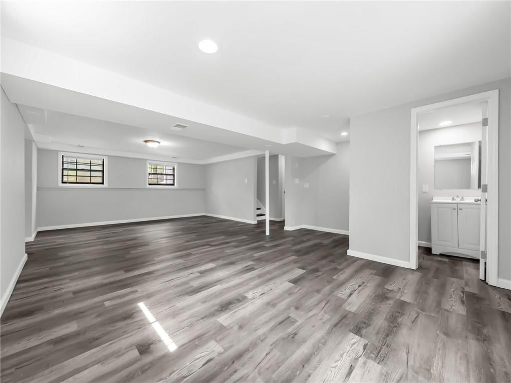 401 S Shrank Avenue — photo 17