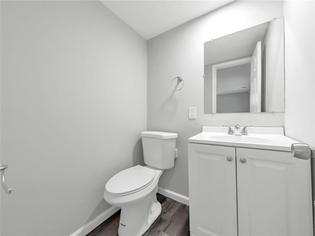 401 S Shrank Avenue — photo 18