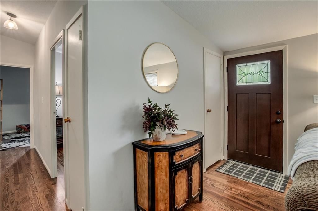 1305 Park Lane — photo 3