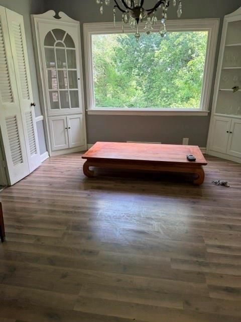 2843 Parkwood Boulevard — photo 2