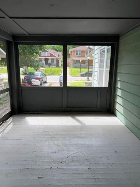 2843 Parkwood Boulevard — photo 3