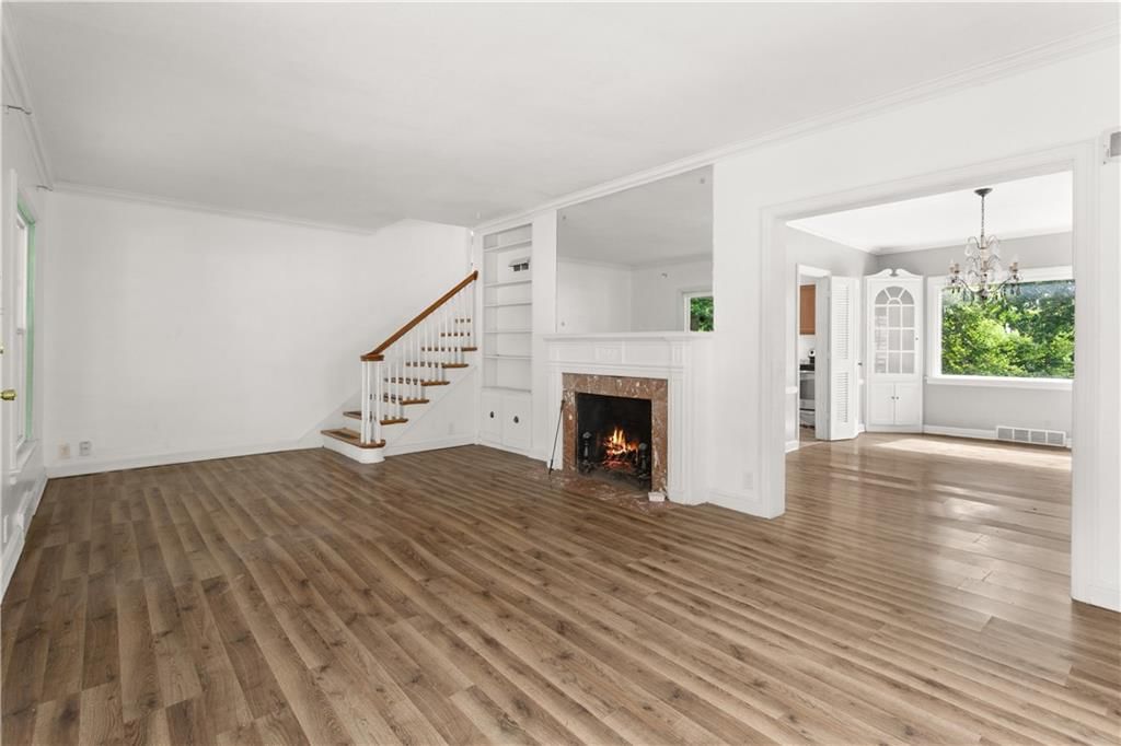 2843 Parkwood Boulevard — photo 8