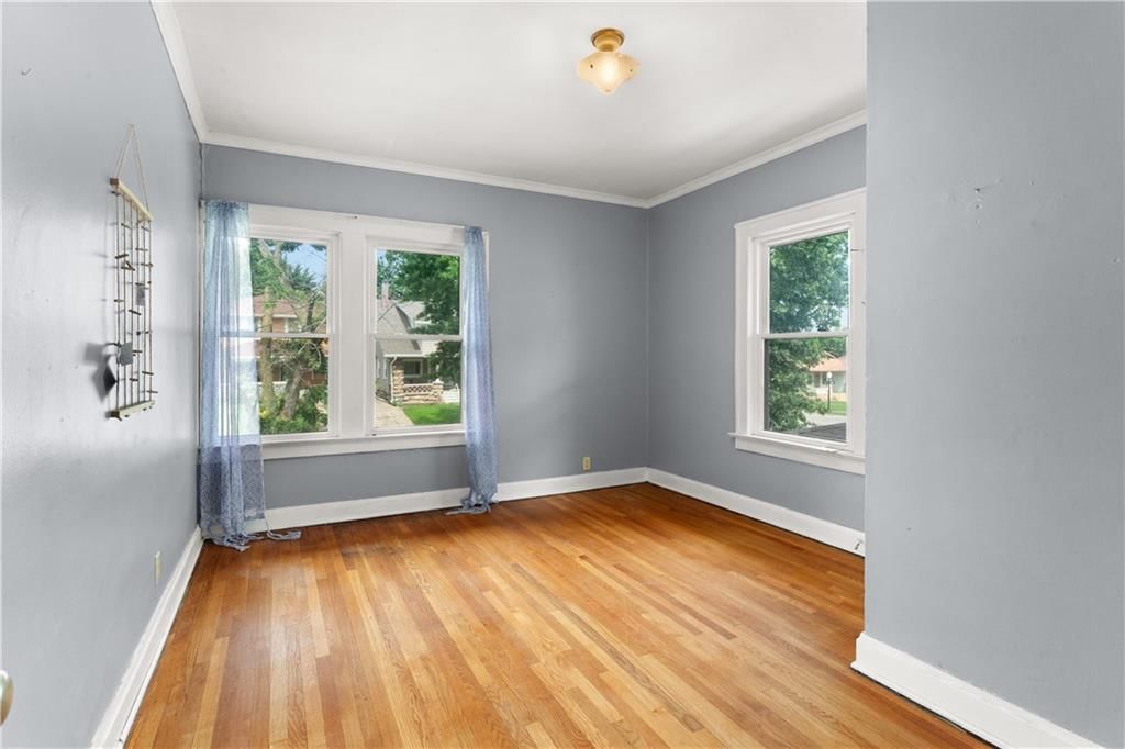 2843 Parkwood Boulevard — photo 19