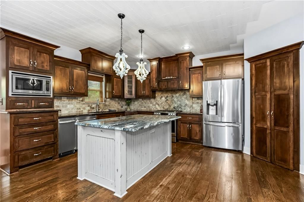 4527 Verona Drive NW — photo 9