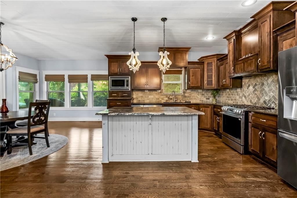 4527 Verona Drive NW — photo 10