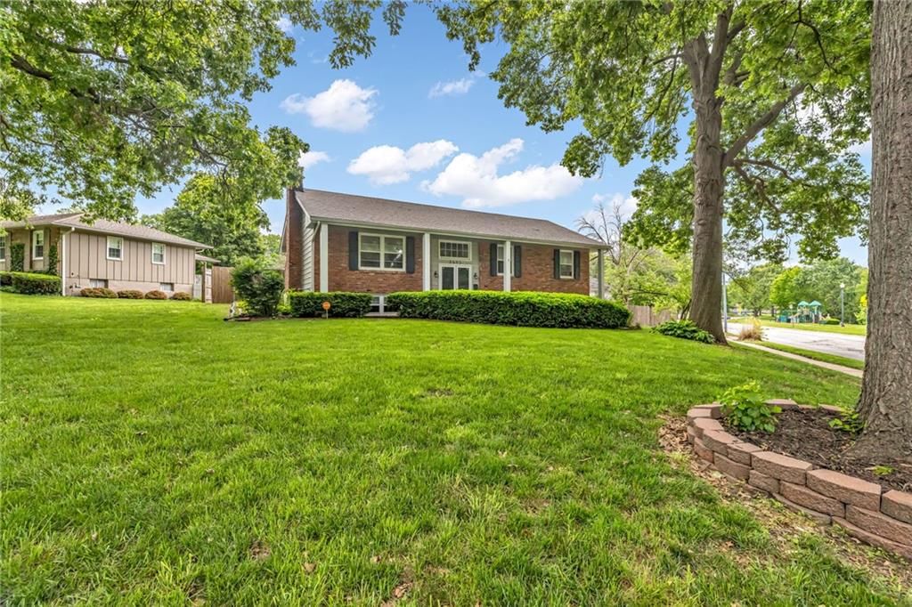 3645 Brentwood Street — photo 2