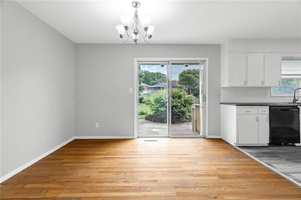 3645 Brentwood Street — photo 9
