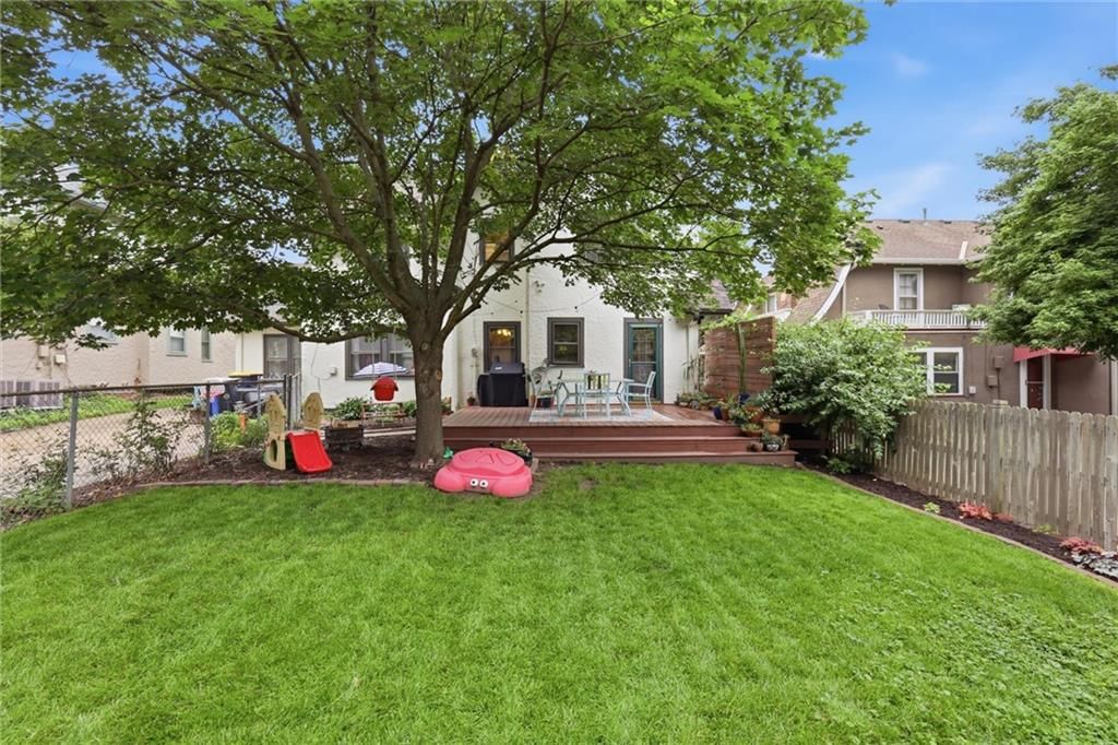 7241 Ward Parkway — photo 39