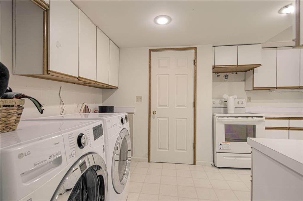 6243 Rosewood Court — photo 37