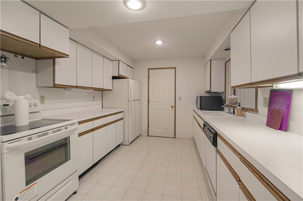 6243 Rosewood Court — photo 38