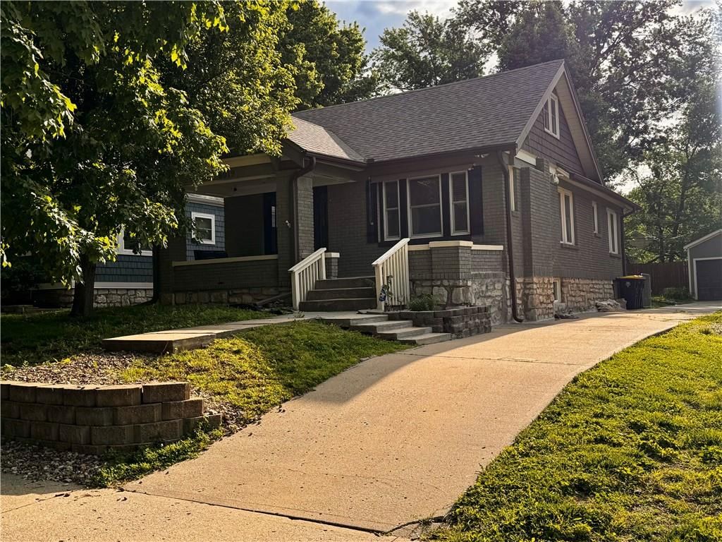 6019 Holmes Street — photo 1
