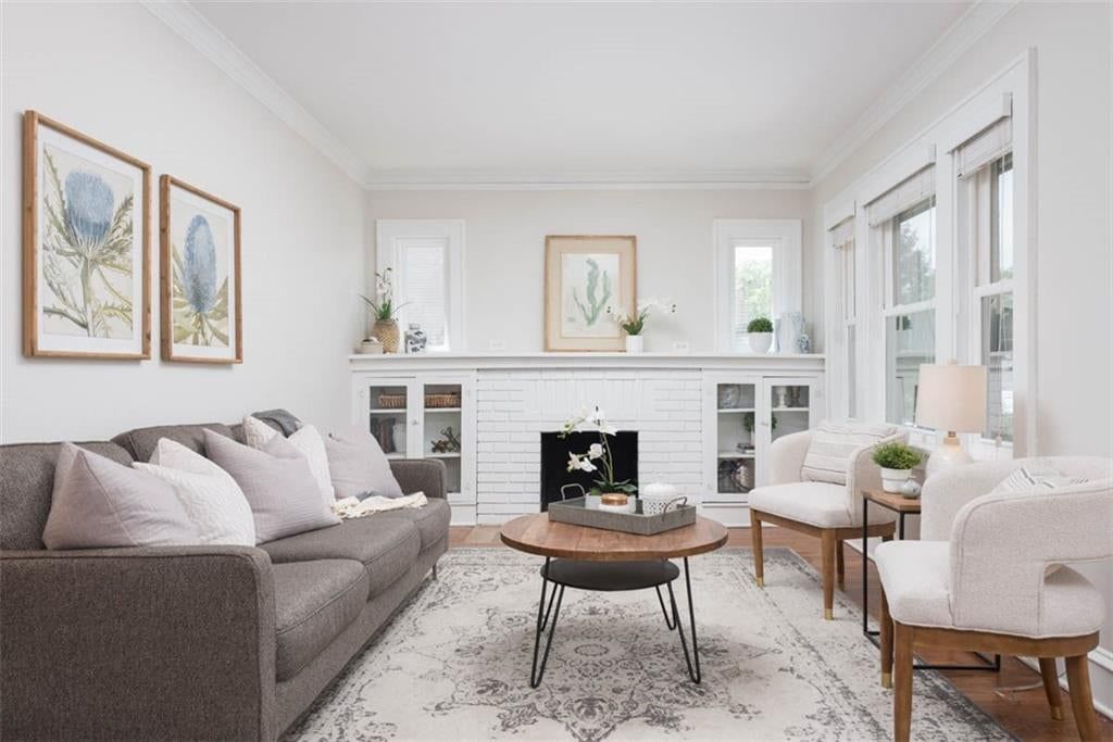 6019 Holmes Street — photo 9