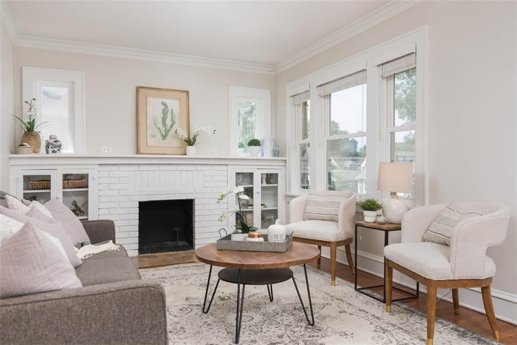 6019 Holmes Street — photo 10