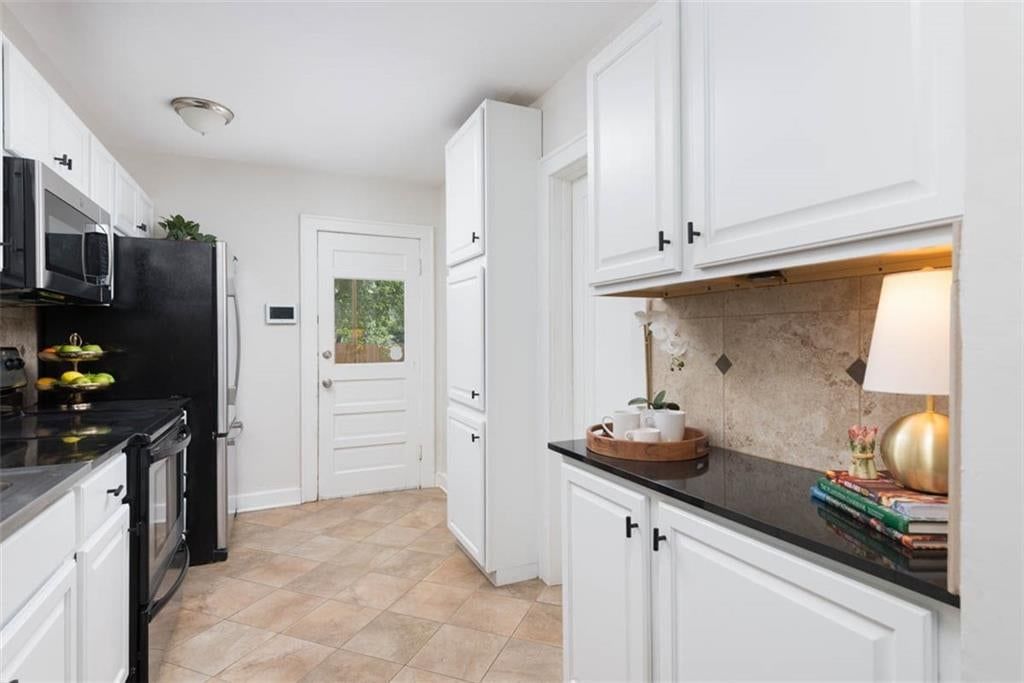 6019 Holmes Street — photo 20