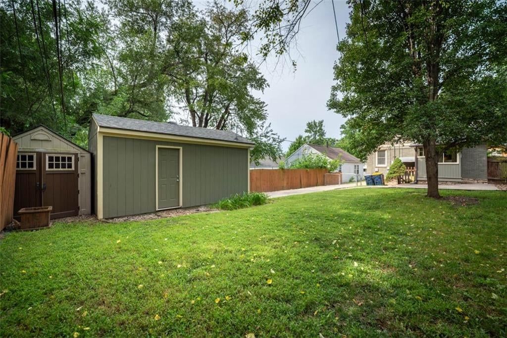 6019 Holmes Street — photo 51