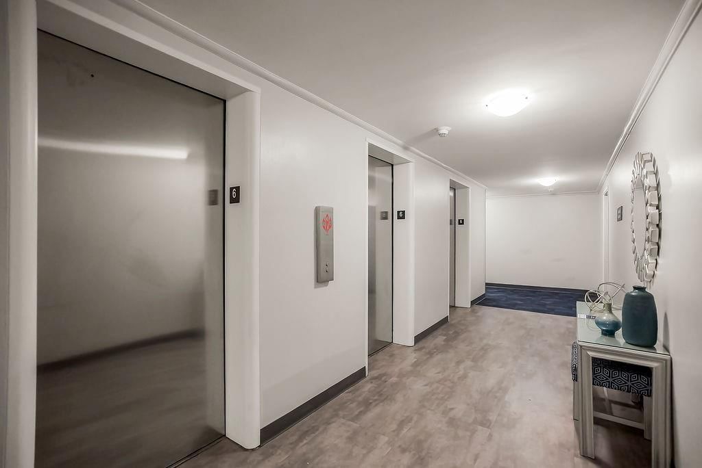 333 W Meyer Boulevard — photo 19