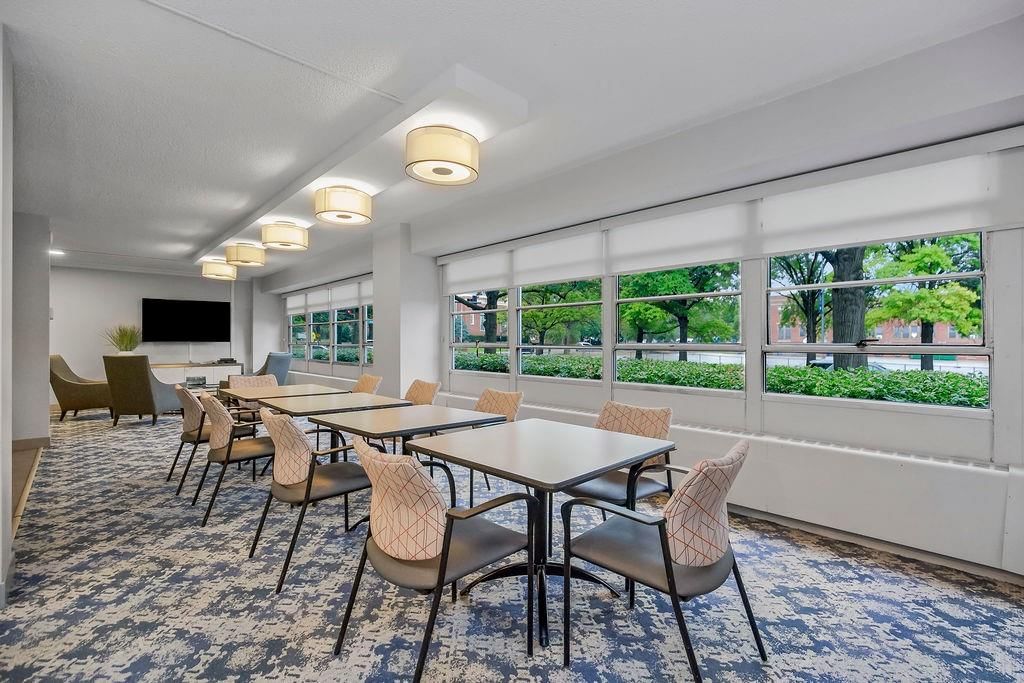 333 W Meyer Boulevard — photo 26