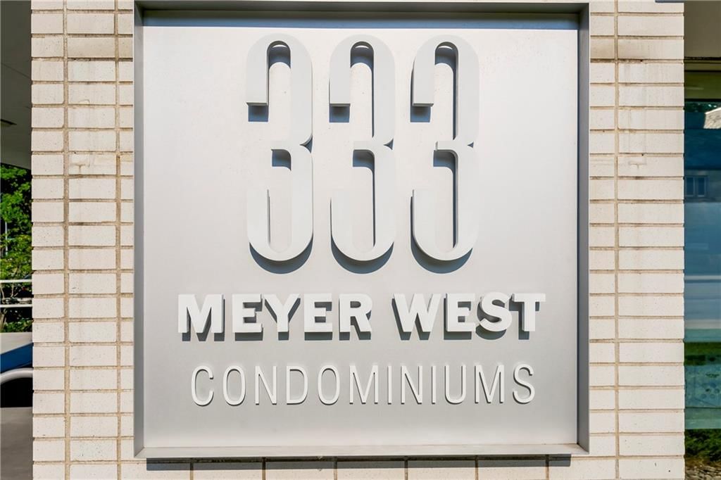 333 W Meyer Boulevard — photo 28
