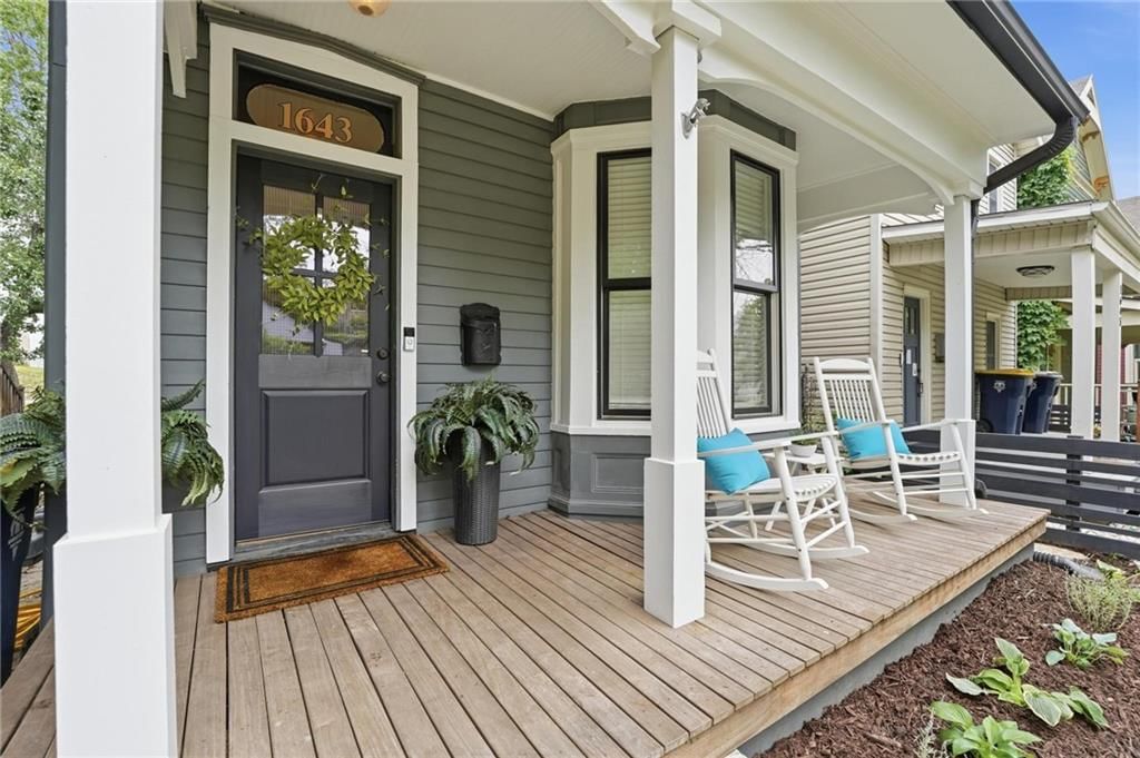 1643 Jefferson Street — photo 1