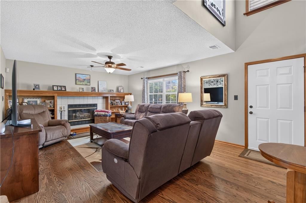 212 SE Bingham Drive — photo 7