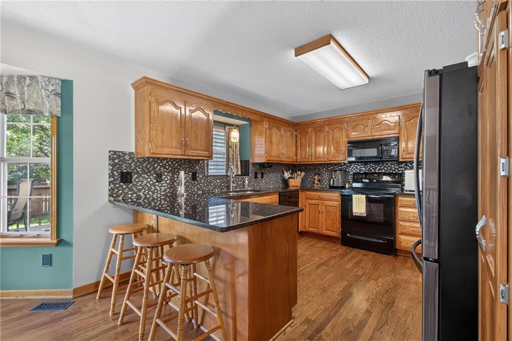 212 SE Bingham Drive — photo 15