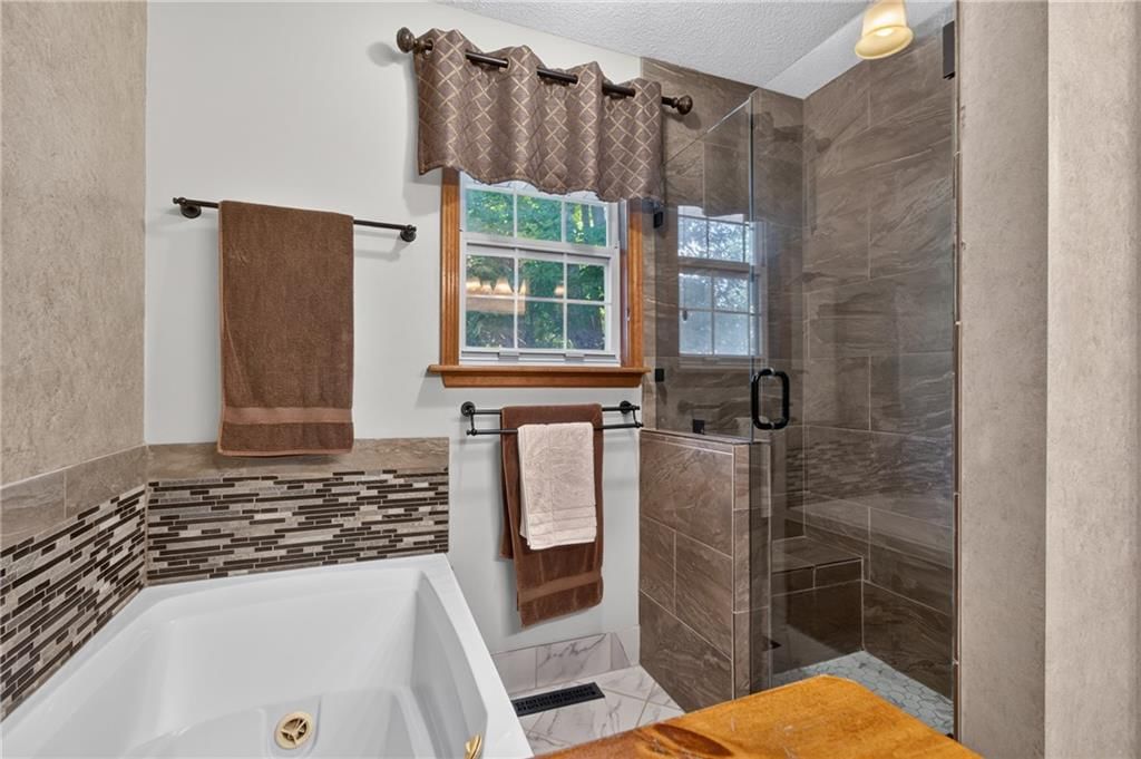 212 SE Bingham Drive — photo 24