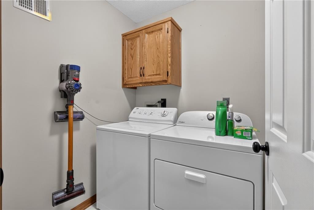 212 SE Bingham Drive — photo 25