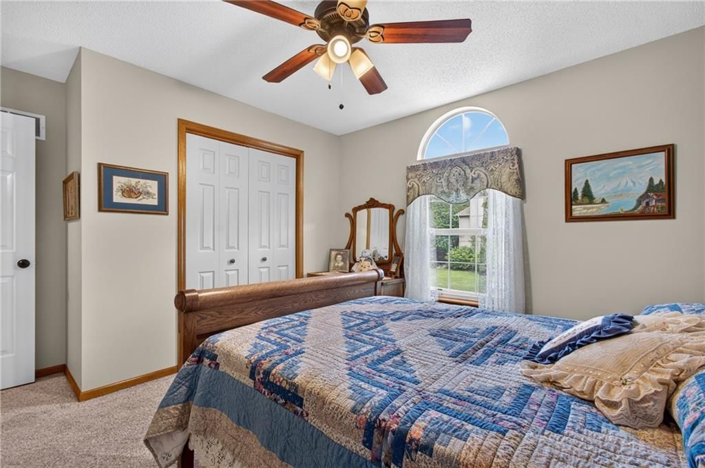 212 SE Bingham Drive — photo 29