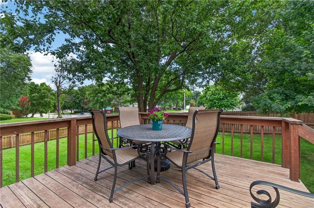 212 SE Bingham Drive — photo 38