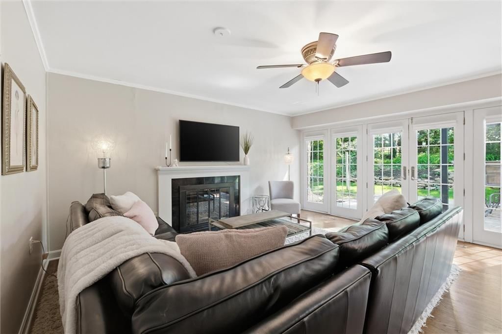 7909 Outlook Lane — photo 7