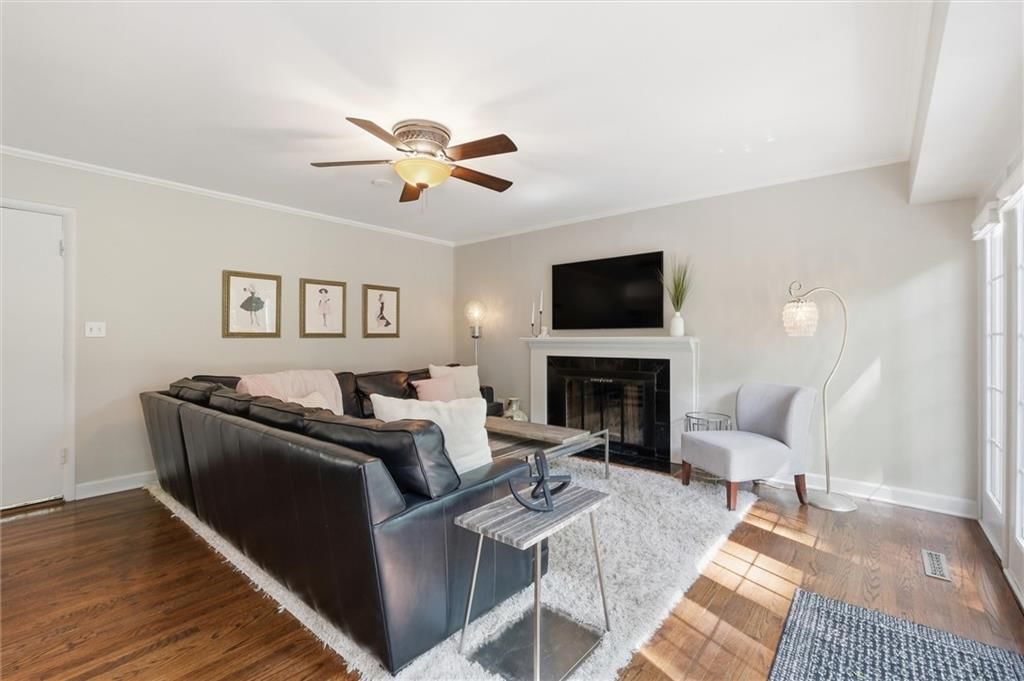 7909 Outlook Lane — photo 9