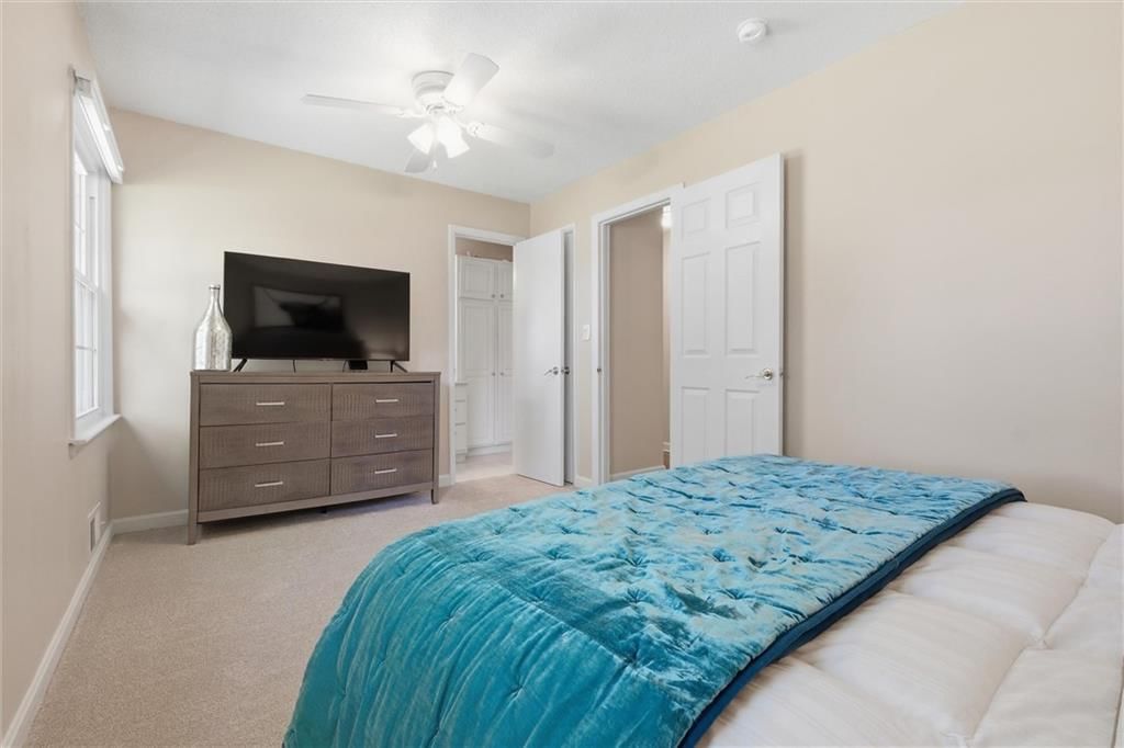 7909 Outlook Lane — photo 26