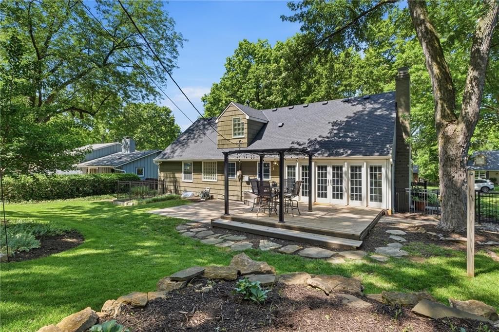 7909 Outlook Lane — photo 40