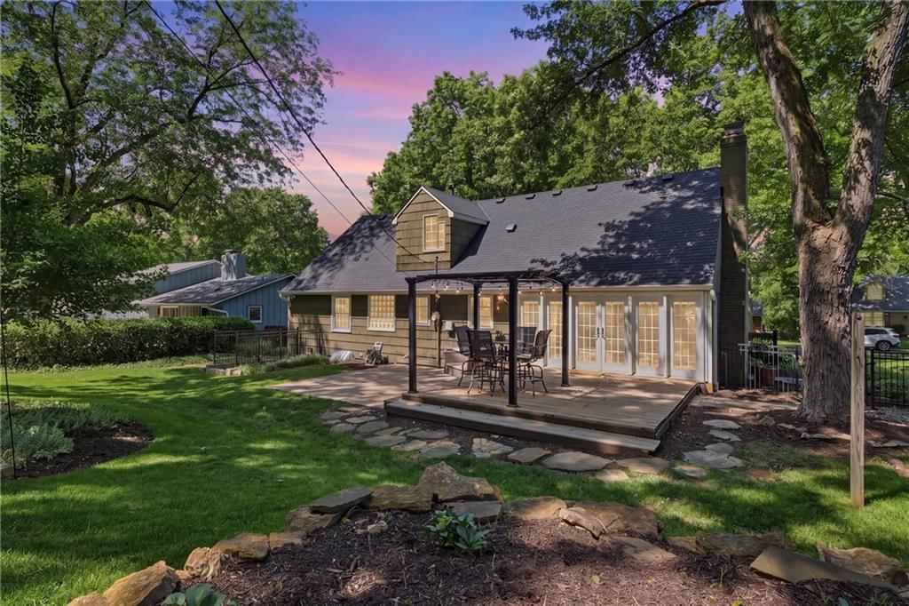7909 Outlook Lane — photo 41