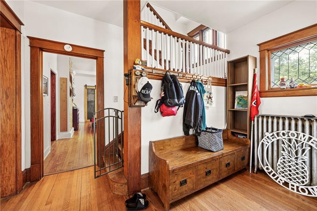 601 NE Douglas Street — photo 43