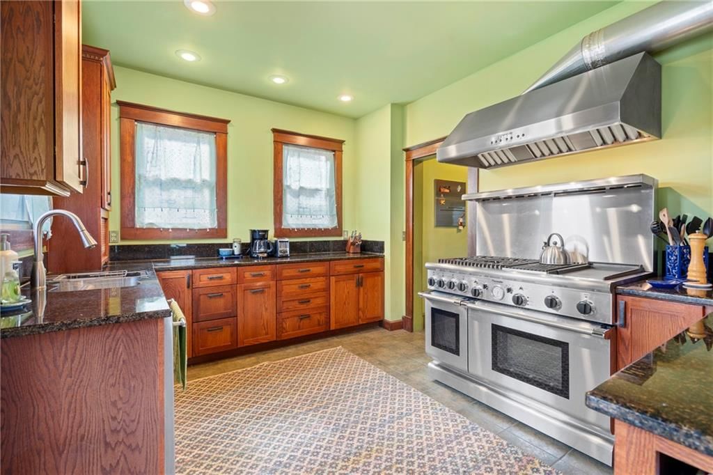 3001 E 6th Street — photo 19