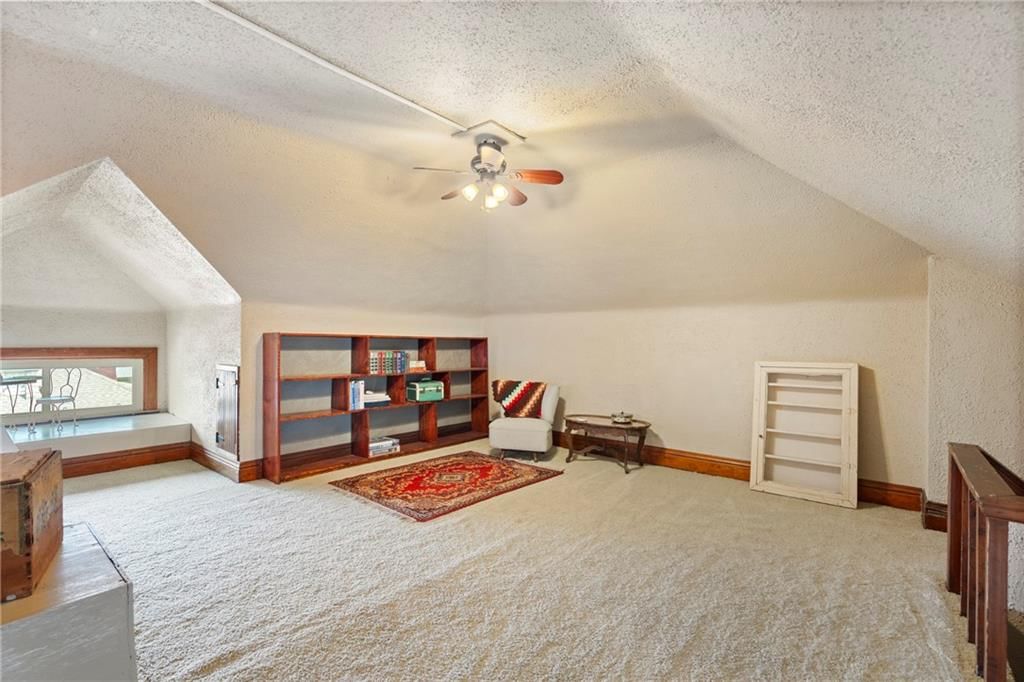 3001 E 6th Street — photo 41