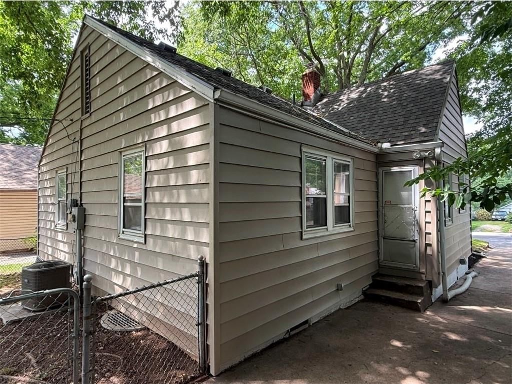 419 N Willis Avenue — photo 4